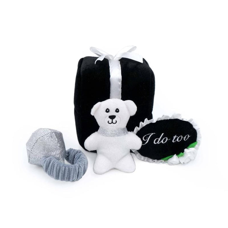 ZippyPaws dog toys Wedding Ring Burrow Box Dog Toy