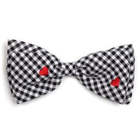 THE WORTHY DOG Bow Ties Gingham Blk/Wht Red Hearts Bow Tie Pet Collar Attachment