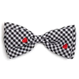 THE WORTHY DOG Bow Ties Gingham Blk/Wht Red Hearts Bow Tie Pet Collar Attachment