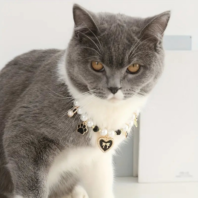 TM - JJPET Collars Heart with Bows and Paw Print Charms Faux Pearl Pet Necklace - 2 Colors