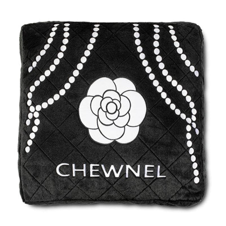 Dog Diggin Designs beds Chewnel Noir Pet Bed