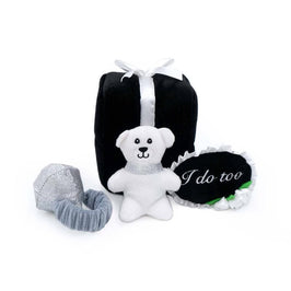 ZippyPaws dog toys Wedding Ring Burrow Box Dog Toy